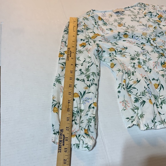 Lucky Brand Boho Cream Flowered Shirt Size Small - Picture 5 of 7
